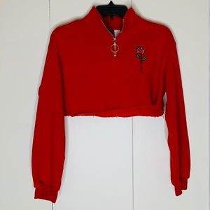 Red rose cropped sweatshirt